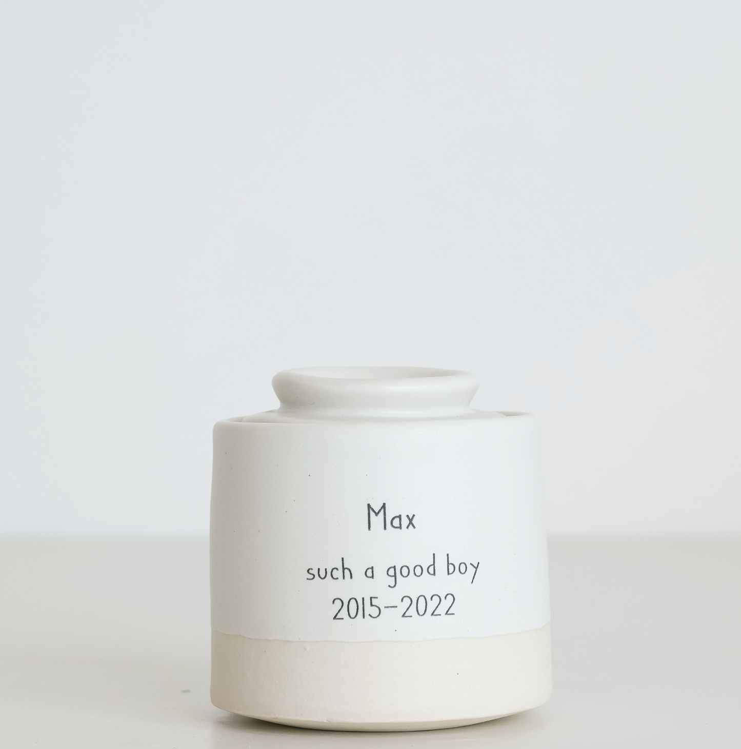 XS Low Size Urn. Pet Urn