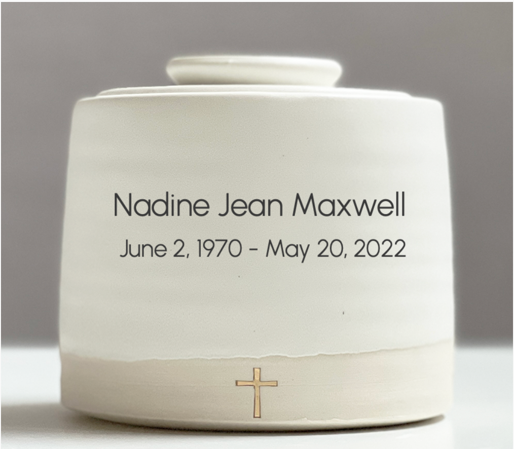 Medium - Low Adult Urn