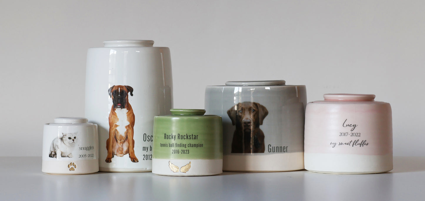Medium Low Size Urn. Pet Urn