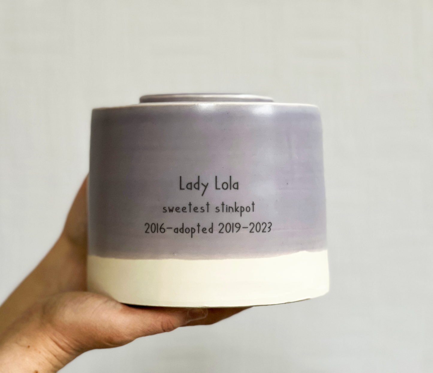 Large Low Size Urn. Pet Urn