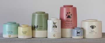 custom pet urns