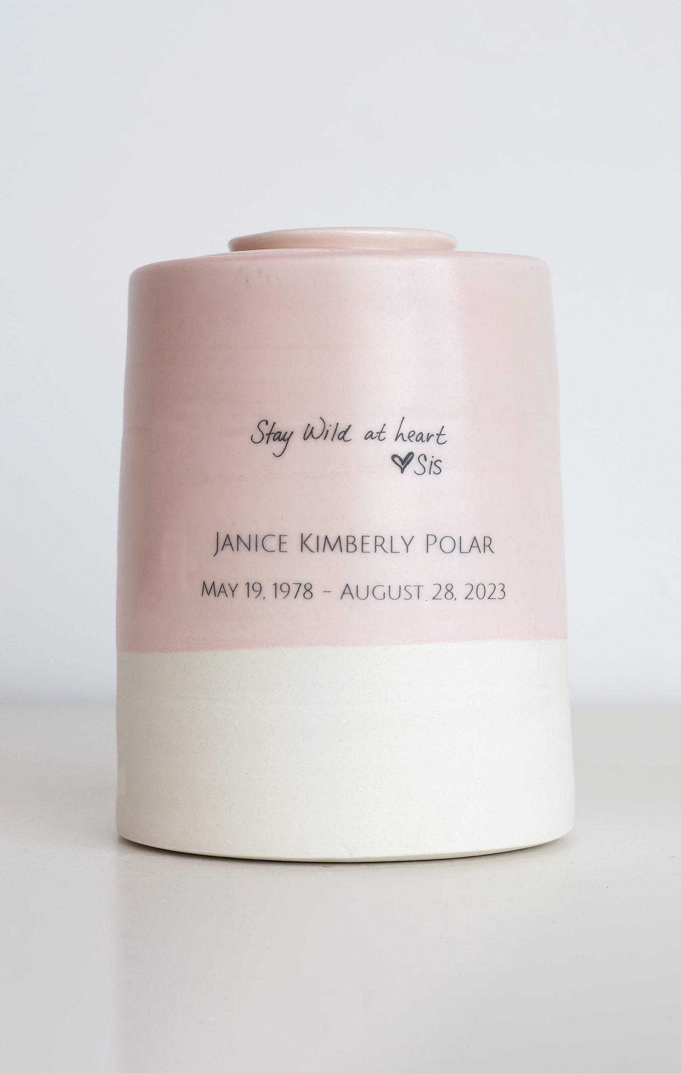 Extra Large Wide Size Urn. Adult Cremation Urn with Personalized Handwritten Note