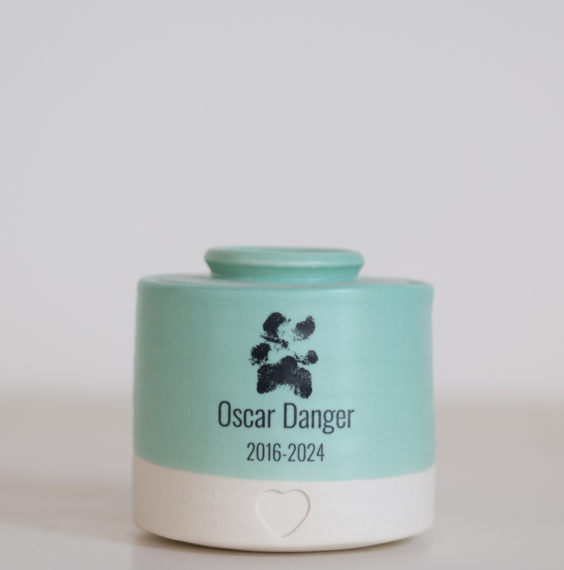Small Size Urn. Pet Cremation Urn with Custom Paw Image